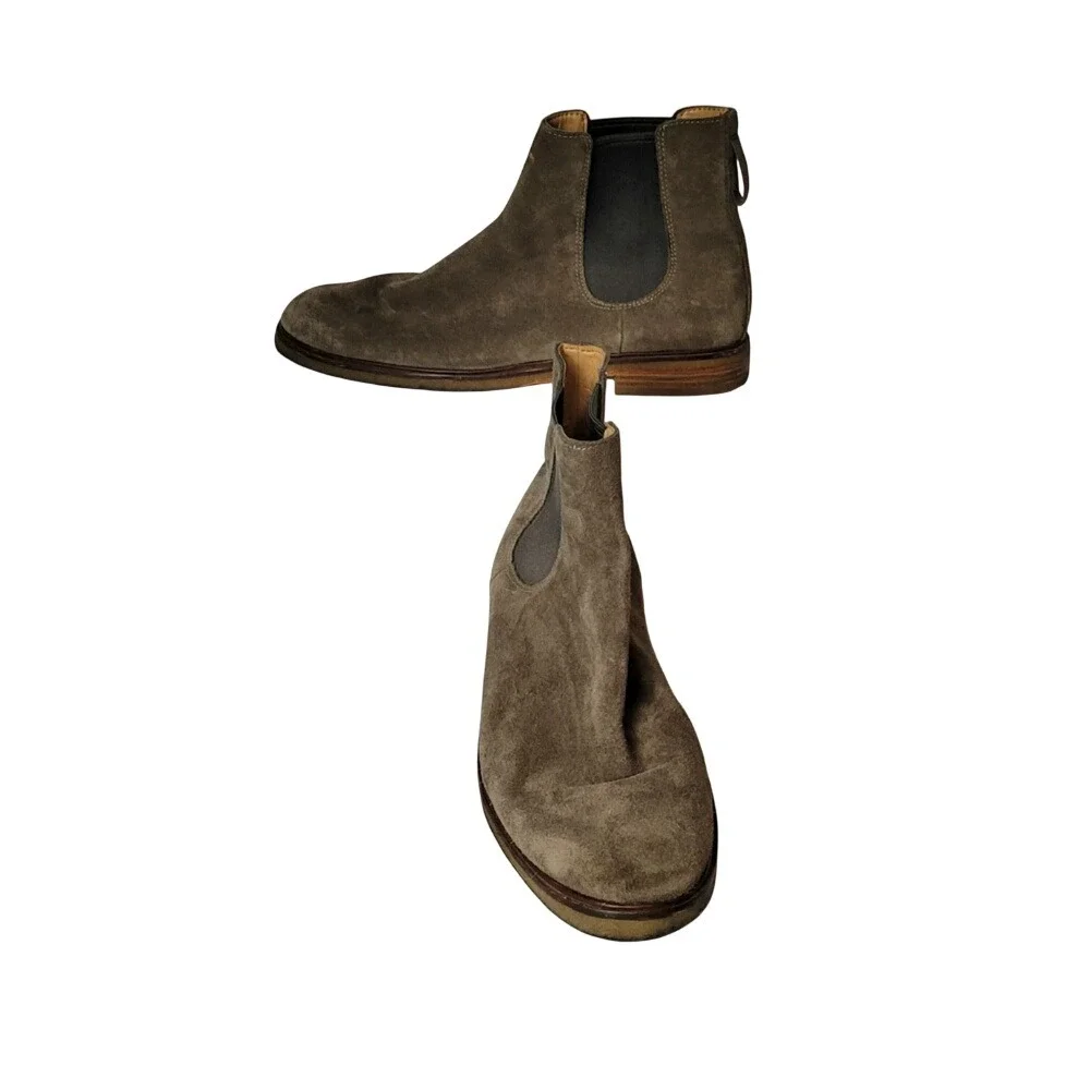 Clarks Clarkdale Gobi Brown Suede Chelsea Boots Men's Size 11.5
